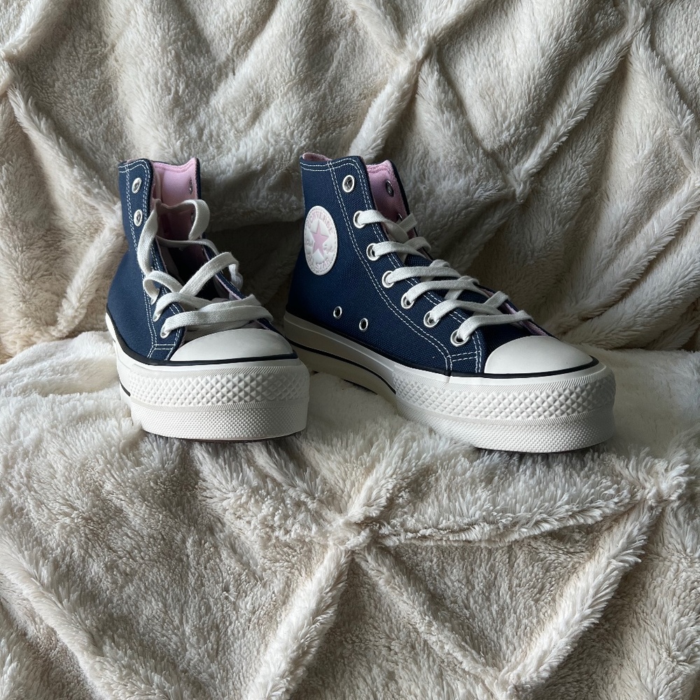 Blue Platform Converse Size 7